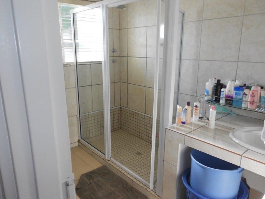2 Bedroom Property for Sale in Bonza Bay Eastern Cape